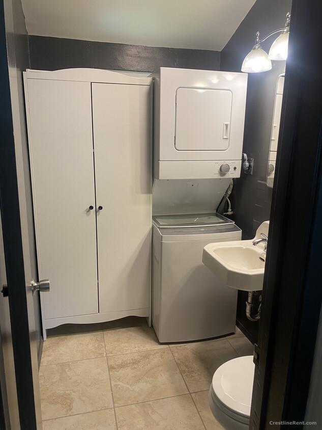 Spacious 2nd Floor Apartment at the Alpine Mall