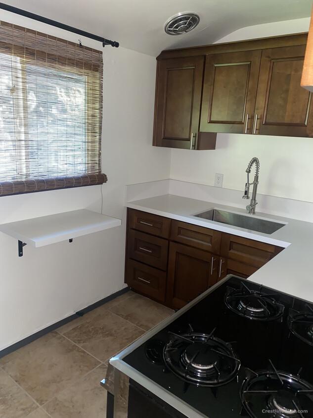 Spacious 2nd Floor Apartment at the Alpine Mall