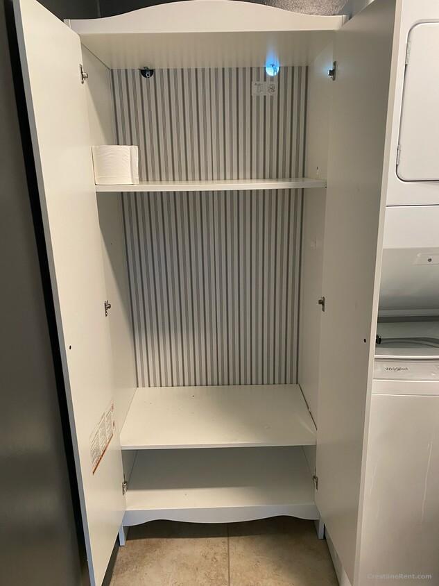 Spacious 2nd Floor Apartment at the Alpine Mall
