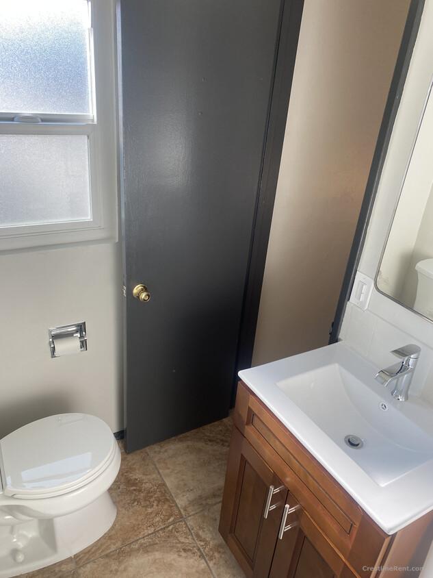 Spacious 2nd Floor Apartment at the Alpine Mall